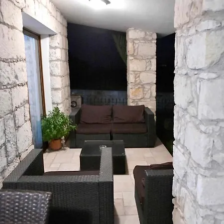 Lasa Black Rock Paphos