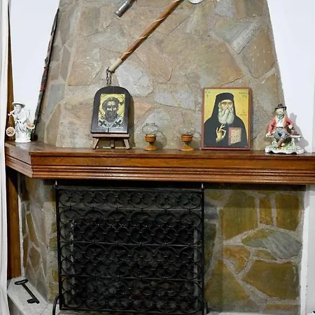 Lasa Black Rock Вилла *