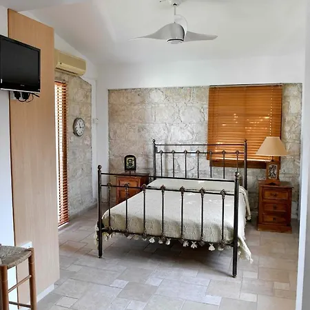 Villa Lasa Black Rock Paphos