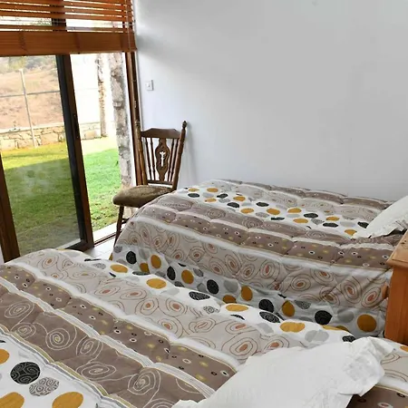 Villa Lasa Black Rock