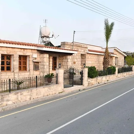 Villa Lasa Black Rock *
